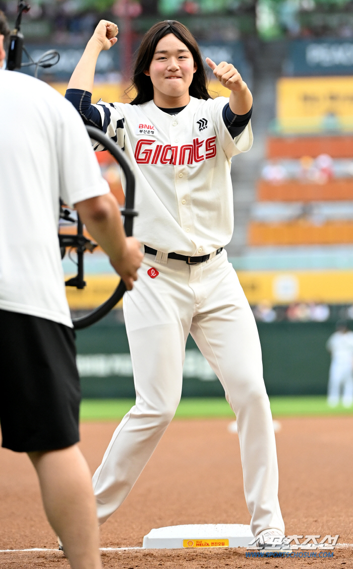 The 'Lotte Siblings(?)' became the main character of the Futures All-Star Game. Cho Se-jin MVP→'Lotte Carina'Park Joon-woo Performance Award