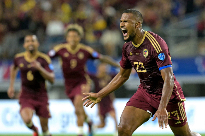 'Did you see Korean soccer?' This is Machi's magic, defeating Venezuela, which advanced to the semifinals of Copa after a penalty shootout in Canada