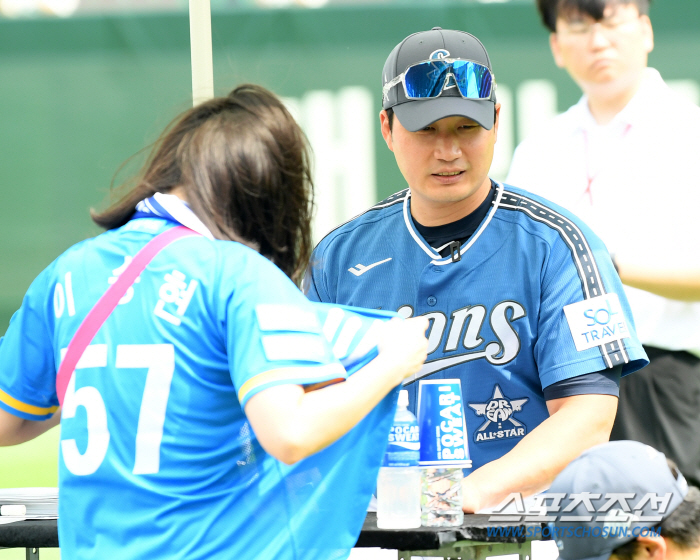 'Oldest All-Star Game' Oh Seung-hwan said, 'I want to come out until you invite the honor of voting for the team'