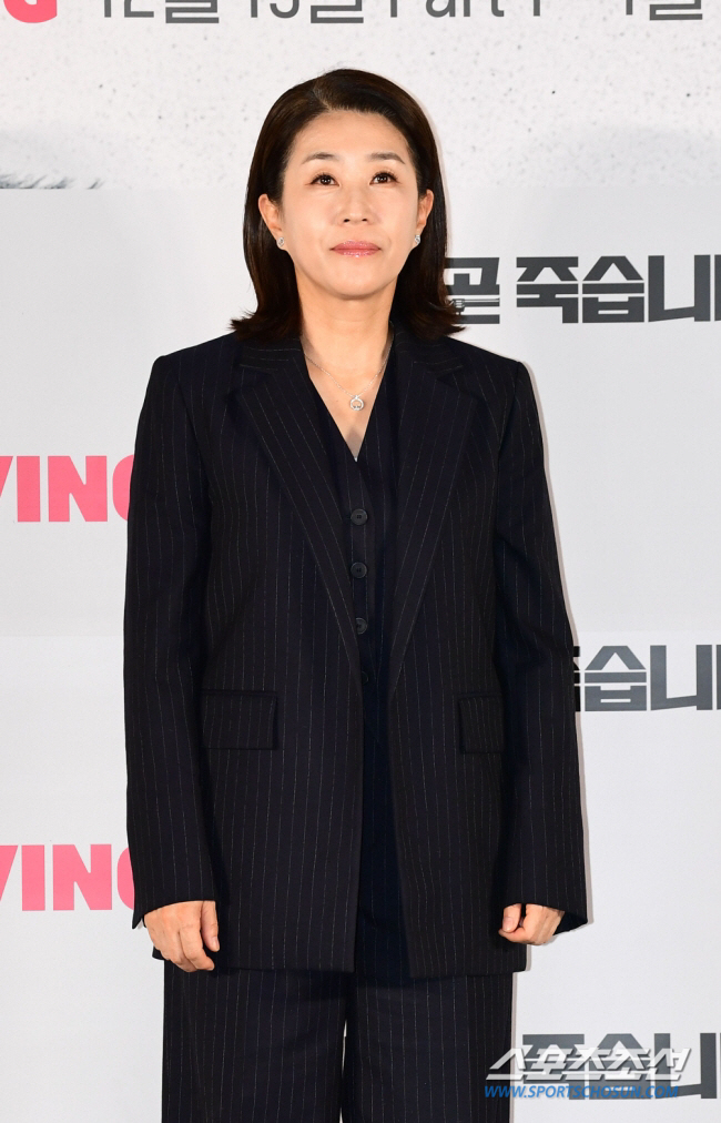 Kim Mi-kyung's feeling of eating after her mother's death 'Feeling like a mountain collapsed and her hometown disappeared' 