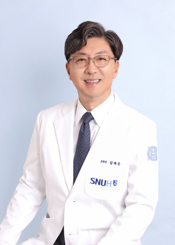 Professor Kim Jae-yong of Bundang Seoul National University Hospital inaugurated as new president of the Korean Brain Oncology Association