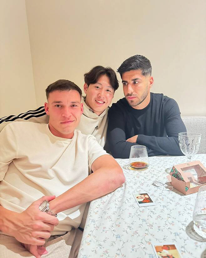 'Kangin, take care!'...LEE best friend thrown out after one season'→'Here we go' Reporter also admits'I want to transfer to Manchester United'