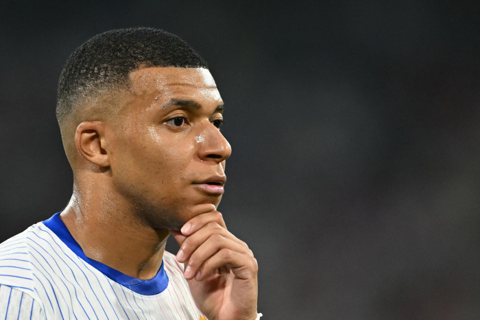 ''Field goal 0' Mbappe mental breakdown 'This tournament failed...You must be on vacation soon'