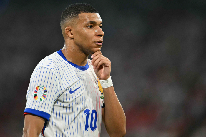 ''Field goal 0' Mbappe mental breakdown 'This tournament failed...You must be on vacation soon'