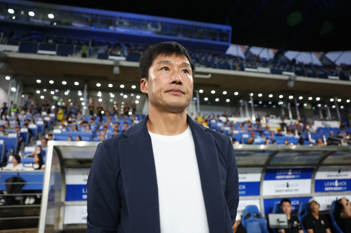 'Even if we win for 2 consecutive years 'Hong Myung-bo, get out'' Ulsan, Gwangju scored again, Lee Hee-kyun lost 0-1.'