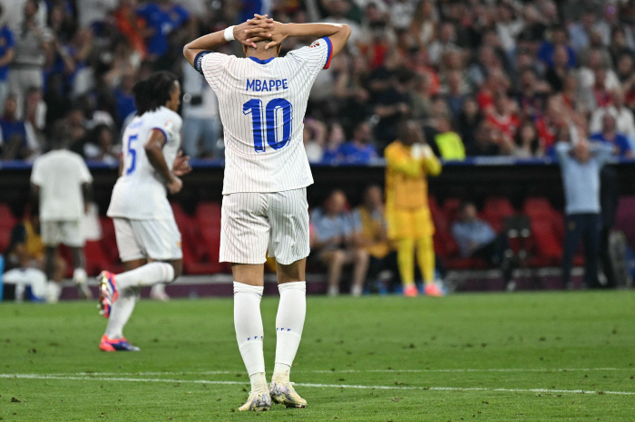 ''NO MASK' Mbappe, 16 years and 362 days 'Youngest scoring shot'Yamal humiliated loss'2-1' Spain final, France eliminated