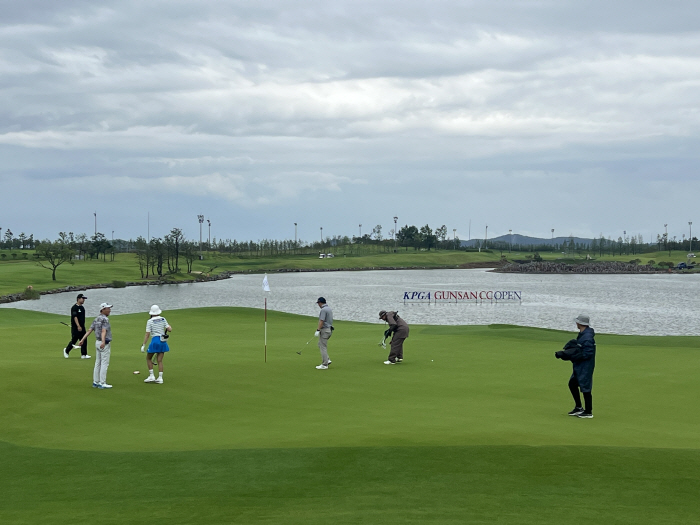 Pro-Am Open  Prize Charity...Gunsan CC's Big Step Will Lay the Foundation for Men's Golf Revival