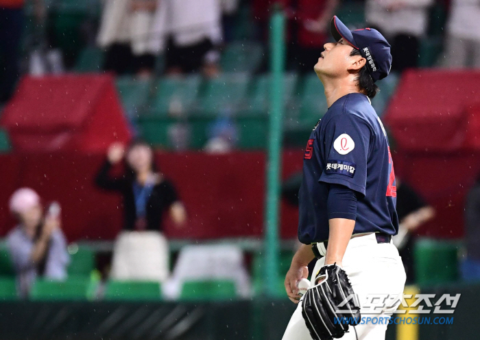 The ridiculous throwing miss of a 20-year-old professional veteran, the game flew away...But it's never easy