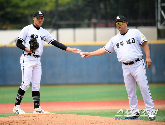 'Cheongryonggi 3 wins and 12.1 scoreless innings' Kim Tae-hyun, Gwangju Ilgo Trust Man...'Winning and professional stage Jung Jo-joon' 