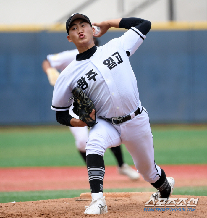 'Cheongryonggi 3 wins and 12.1 scoreless innings' Kim Tae-hyun, Gwangju Ilgo Trust Man...'Winning and professional stage Jung Jo-joon' 