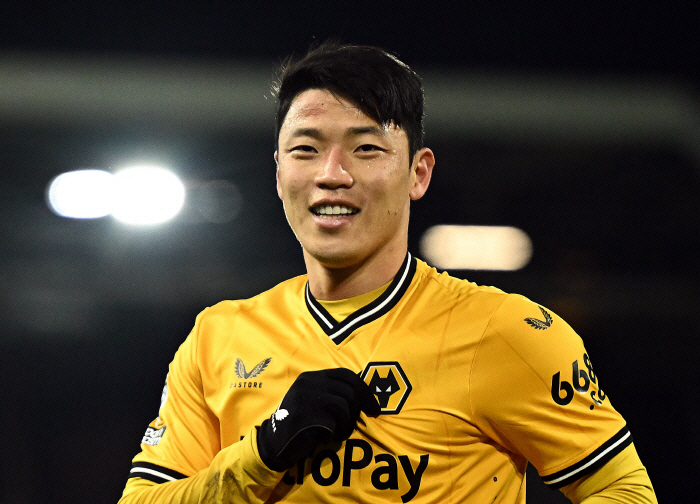 'Hwang Hee-chan's unanimous agreement'Did Marseille give up recruiting...'700 million a week' Love call again for the worst recruitment in Manchester United's history