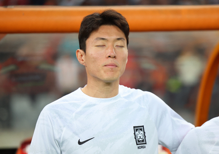 Hwang Ui-jo of the national team is indicted without detention on charges of illegal filming...Possibility of disciplinary action against the National University 'Expiration'