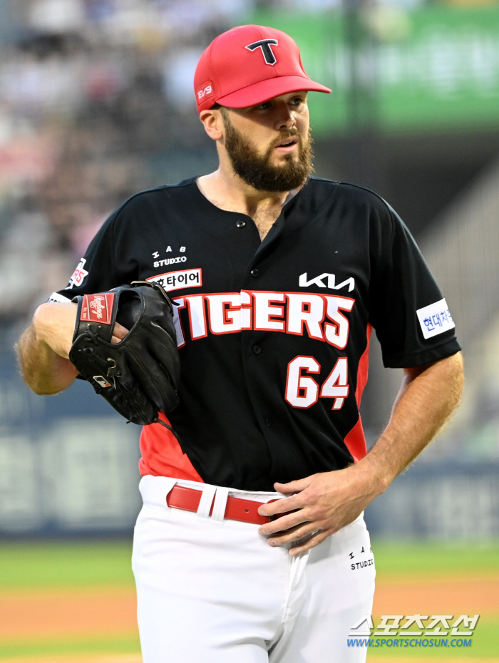 'I couldn't even do it in the United States...' He's about to pitch his first seven innings in his life, but a foreigner who came down the mound...The reason is... 