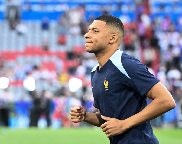 Kylian Mbappe Real Madrid's number revealed '9'...The best joining ceremony ever scheduled for July 16th