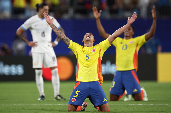 'Messie, get out of here!' Columbia defeated Uruguay 1-0 in 28 games to advance to the Copa America final for the first time in 23 years...'6Help'Hames, a new tournament record