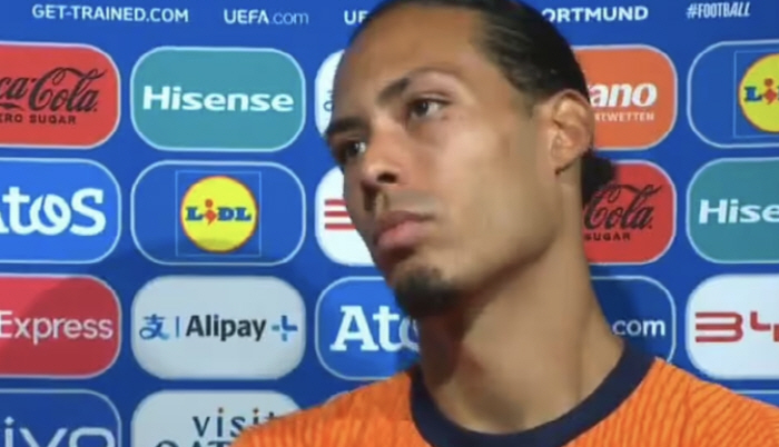 'Referee, you explain it yourself!' Grudging penalty allowed, angry 'Hack of Dutch defense'An angry interview