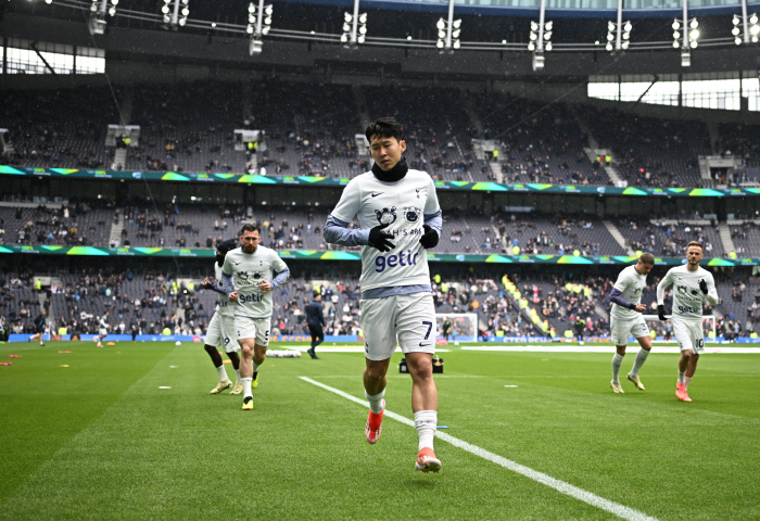 Shocking! 'Son Heung-min will transfer ATMs for 100 billion won this summer'→'It'll look good on you'...What kind of absurd prediction is this? Nonsense 'AI's Transfer Prospects'