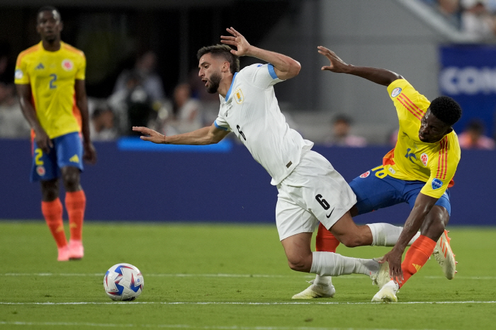 'SON racist Bentancourt is out in the end!'...Colombia win Uruguay 1-0 → Messi's final against Argentina