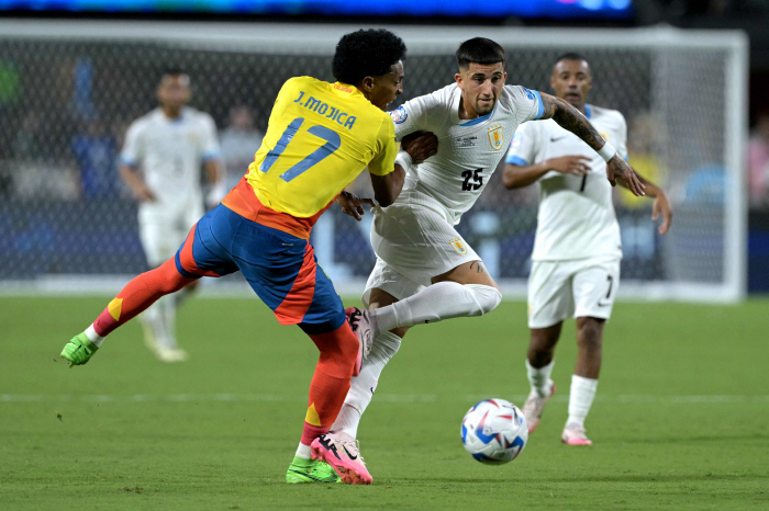 'SON racist Bentancourt is out in the end!'...Colombia win Uruguay 1-0 → Messi's final against Argentina