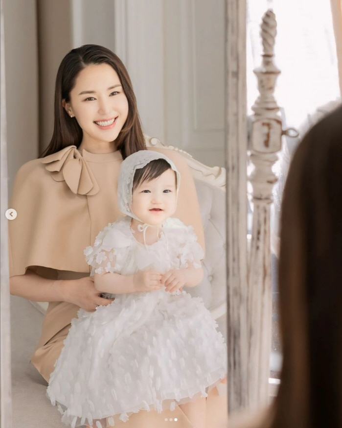 ''Mother and Daughter Like a Doll'' with Gong Hyun-joo, a perfect actor, and a beautiful daughter'