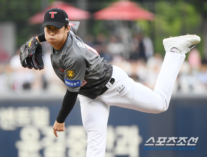 He blocked it well until the second inning and made an emergency steel plate (Gwangju site) due to the pain of starting KIA