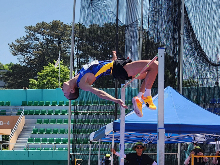 Woo Sang-hyuk is third with 2m28 in the last real game just before the Olympics