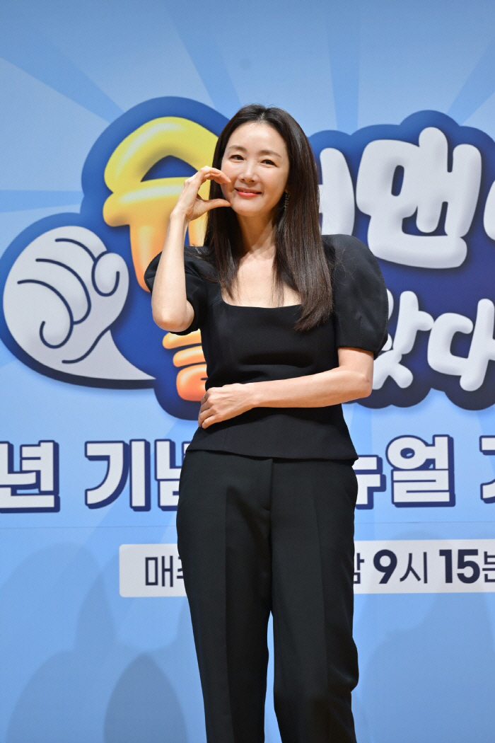 Choi Ji-woo Arguments With Her 4-Year-Old Daughter Over Princess Dress 'I'm Cheeky' (Sudol)