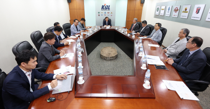 Clubs complained about 'Human resources misstep'What's wrong with the KBL's new executive branch from the beginning of the process of appointing the head of the main department-adviser'Human resources noise'