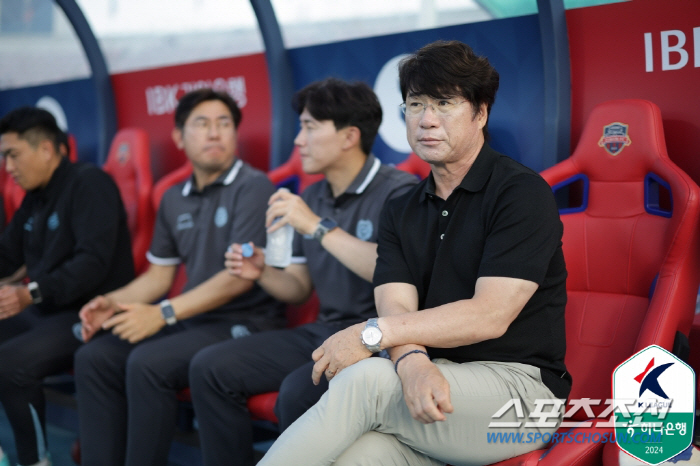 'Ji Dong-won 2G consecutive goals X Kwon Kyung-won's equalizer'Suep, 2 to 2 draws with Daegu...K League 1's first 6 home games unbeaten!