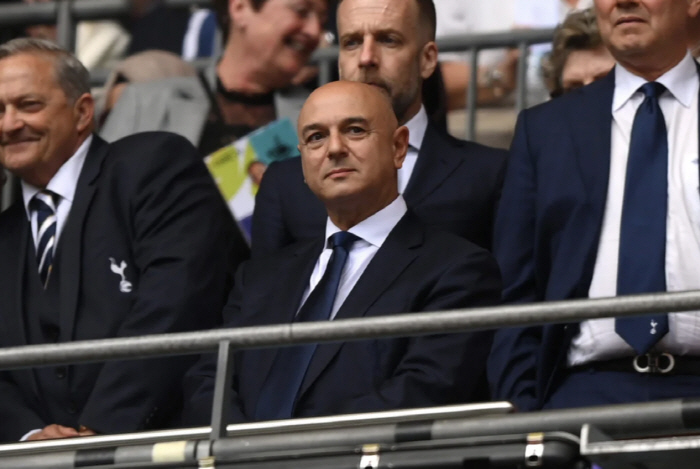 'Shock! Tottenham is a team that avoids it?' A series of targets for recruitment are willing to refuse to go to Tottenham. Chairman Levi needs to make a decision