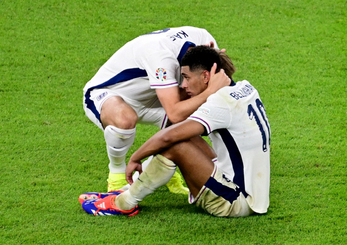 I'm better than Kane even though I'm nervous kicking a soda can...Wackle, born in 2003, takes care of his brother. 'Next England captain. '