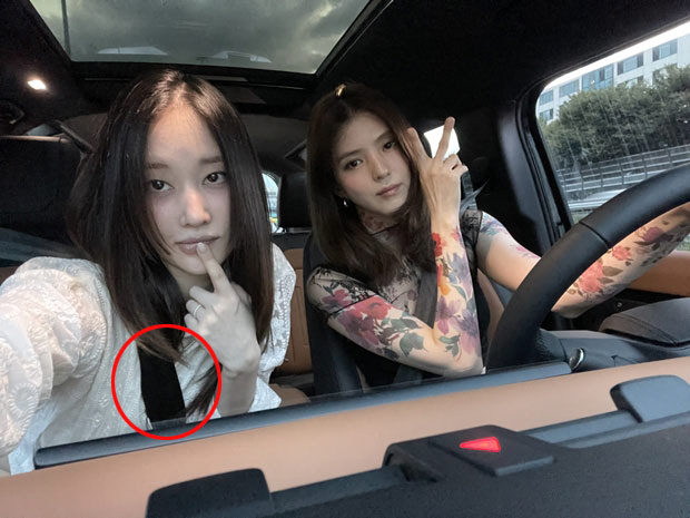 Jeon Jong-seo, 'Controversy over not wearing seatbelts' Quick settlement...'Because of the angle' released additional photos 