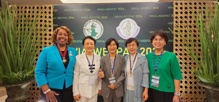 Kim Bong-ok, director of Incheon Himchan General Hospital, hosts an international academic conference in the Western Pacific region of the World Women's Medical Association