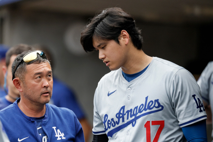 Los Angeles fans are angry. Dodgers end first half with worst upset loss for 2 consecutive days...Ohtani's move to MVP 'Alone'