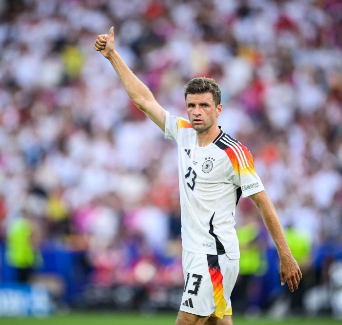 'Raumdoater is leaving'獨 legend Thomas Müller announces his retirement from the national team...A Match 'Finish with 45 goals in 131 matches'