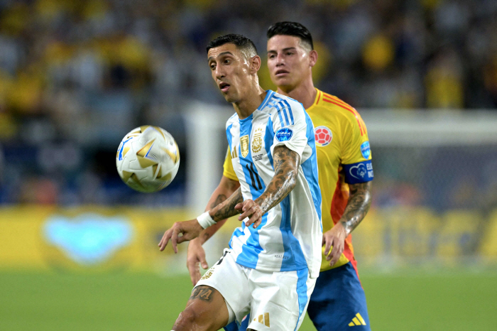 Shocking Messi storm sobbing, but laughed again...'Routaro's winning goal'Archen overwhelms Colombia to win 16th Copa → Major 3 consecutive losses'Great work'