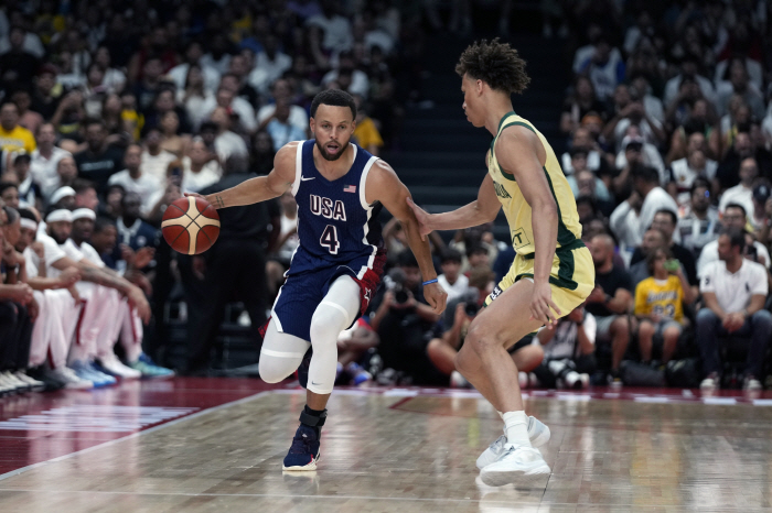 Stephen Curry, the world's most famous man. Paris will make its Olympic debut. Why did he give up the last two Olympics