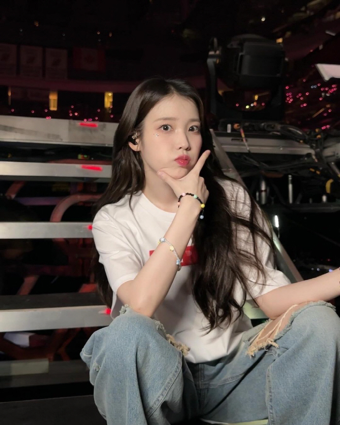 IU Moved by New York Fans Singing Along at Concert