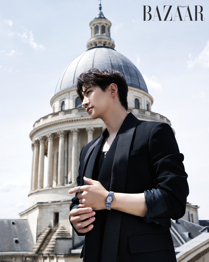 Lee Junho Shines in Paris Photoshoot