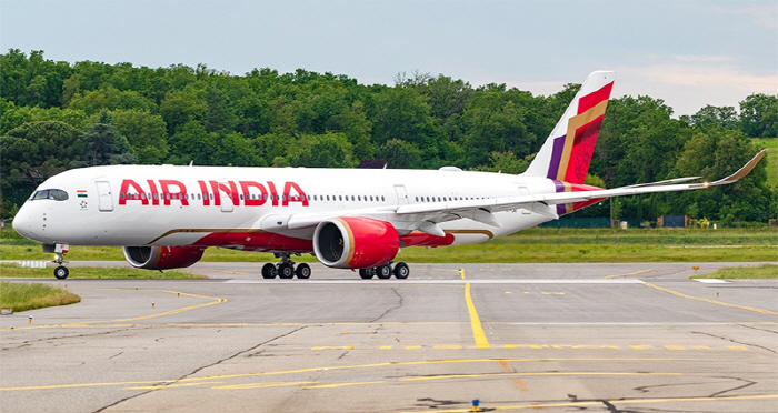 Passengers who refused to eat water and in-flight meals are suspicious.''Hide gold in the door and smuggle it in''Dulmi'