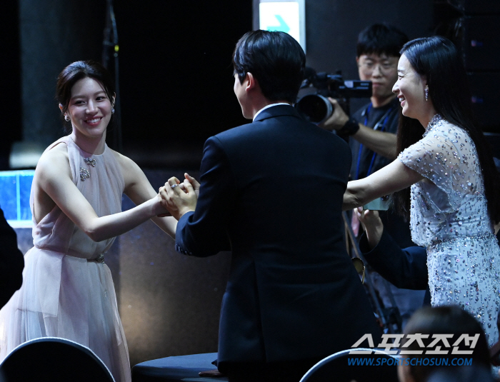  Go Yoon-jung - Lee Jung-ha - Han Hyo-joo 'Today's Moving Day'