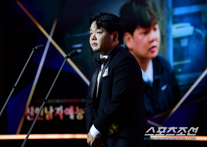  Kwak Junbin 'Amazing male entertainer award winner'