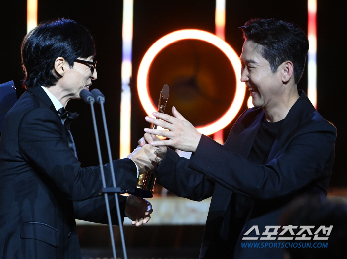  Yoo Jaeseok - Shin Dongyup 'Sincere Congratulations'