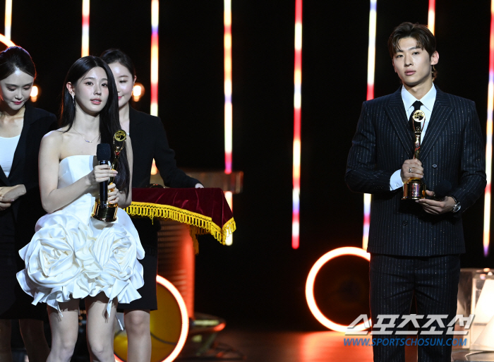  Dex, Popularity Award 'Do not make a mistake and work humbly'