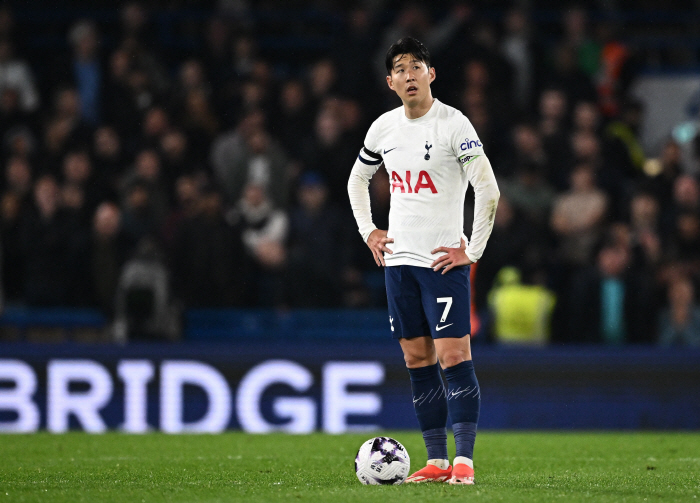 'Doesn't the captain of the Republic of Korea know in two years?Son Heung-min appears to be heading to the Middle East despite his endless refusal to sign a contract in Saudi Arabia