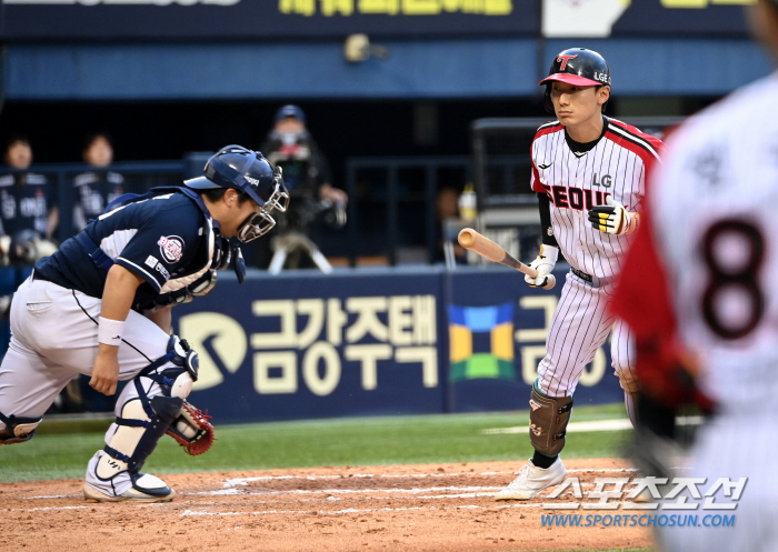 'Kelly cried and laughed at Son Joo-young' Son Joo-young 2 earned runs in 7 innings  Shin Min-jae's come-from-behind walk to LG and Doosan for 5 consecutive wins. Five consecutive wins after four consecutive losses in the second half 