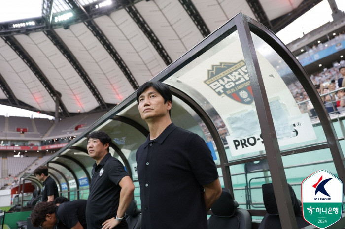  Director Chung Jung-yong Kimcheon 'It's a shame that I didn't take advantage of the opportunity in the second half.'