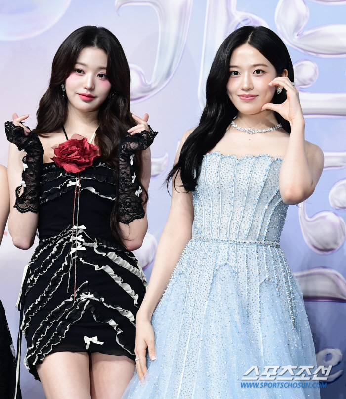  Jang Won-young and Ahn Yu-jin 'Lucky Vicky Charm Competition'