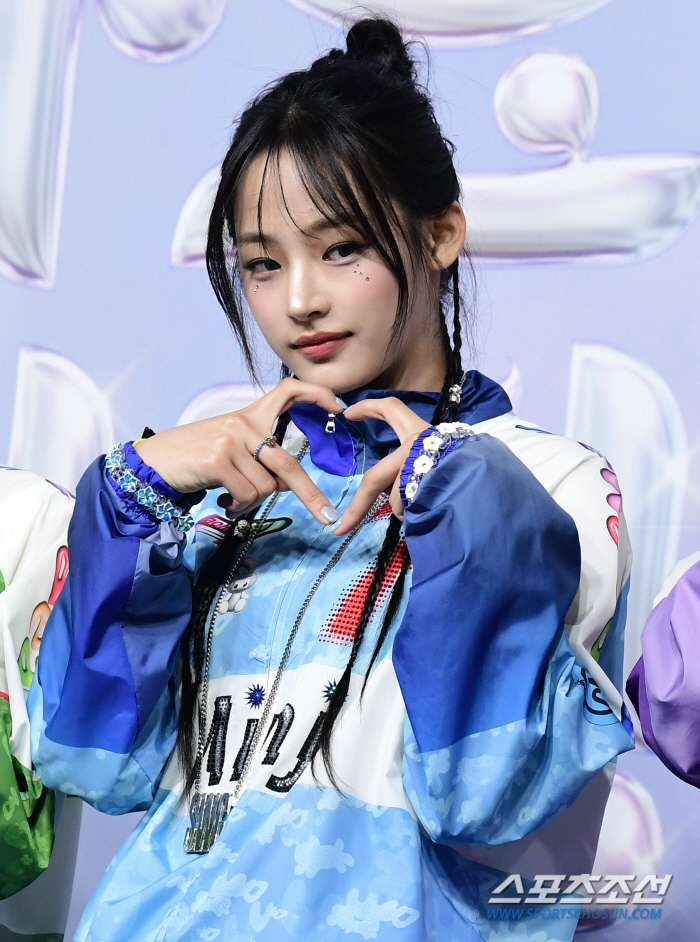 New Jin's Minji 'Beautiful Heart' | SportsChosun