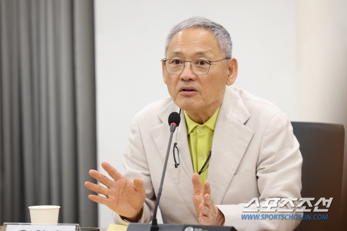 'Elite Sports in Crisis, School Sports X Unpopular Sports Needed Attention' Minister Yoo In-chon, Yoon Nam-gyu X Lee Bae-young X Park Sung-hyun, etc. Meeting with Olympic medalists